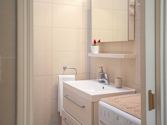 Bathroom 3, Apartments Maro & Baro, Dubrovnik