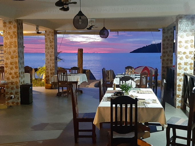 Food & Drinks 5, Jazzybeach Hotel, Diana