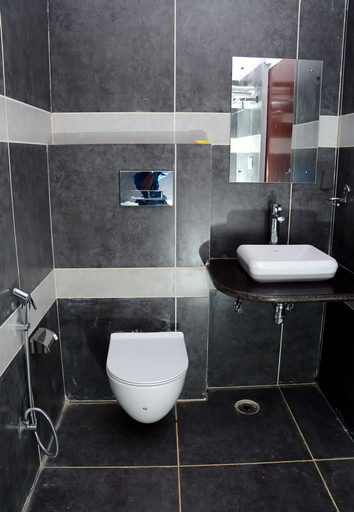 Bathroom 3, Meera Mahal, Sawai Madhopur