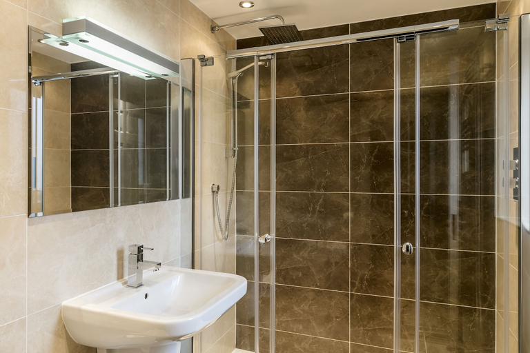 Bathroom 4, Golf Apartment @ Carus Green, Cumbria
