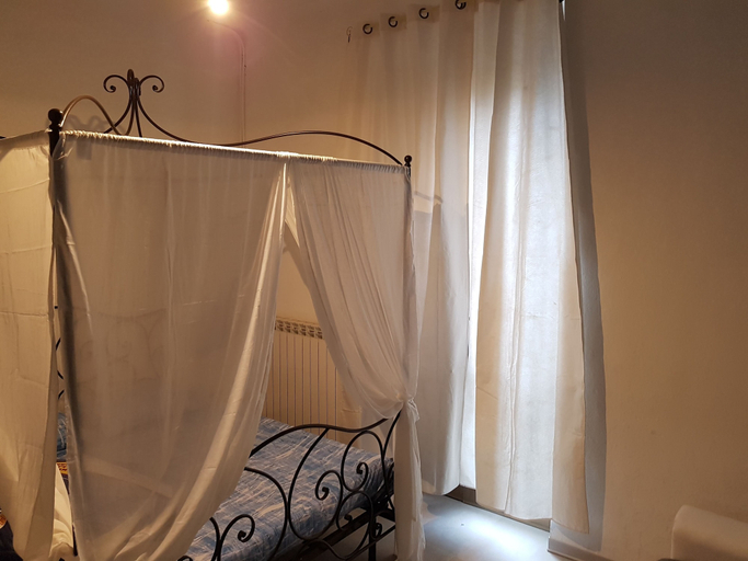 Bedroom 2, Bed Rho Stazione, Milano