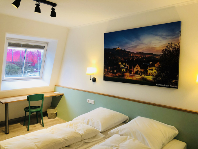 Bedroom 4, Auszeit Das Hotel Himmelkron, Kulmbach