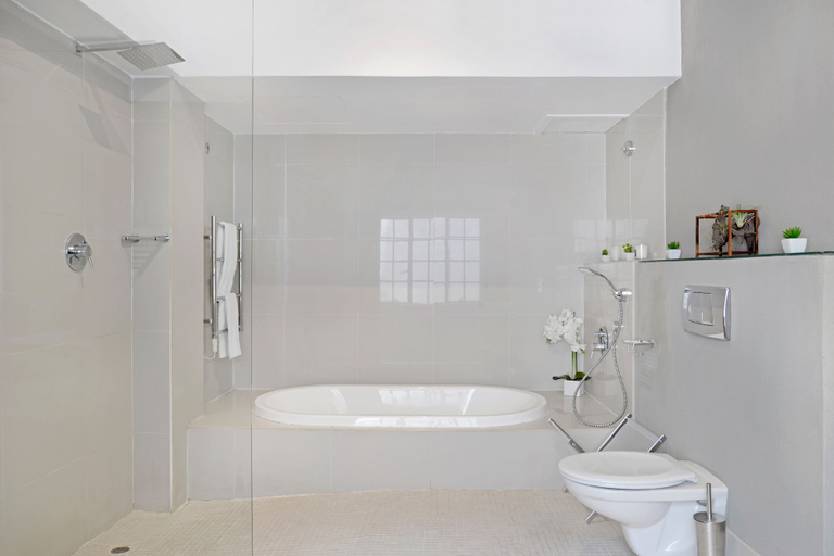 Bathroom 4, Kimberley House, City of Cape Town
