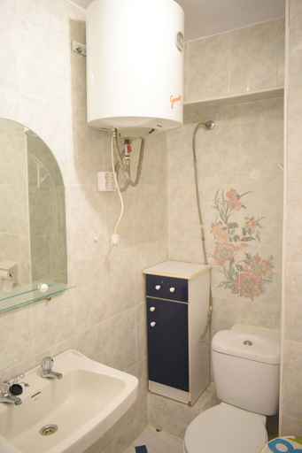 Bathroom 4, Apartment Low Cost Piscis 11, Málaga