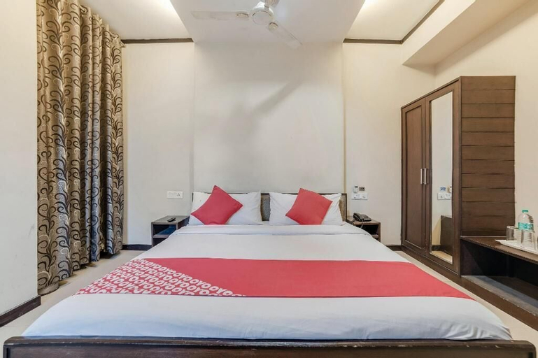 Bedroom 3, The Wind Cross Hotel, Panchkula