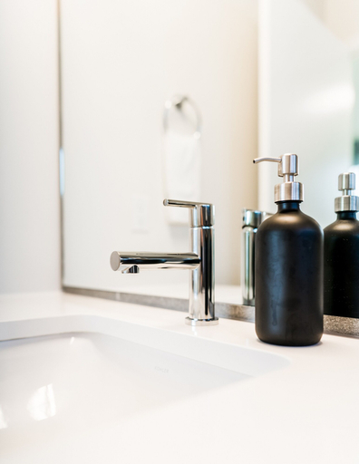 Bathroom 4, Sky Mark Lux 2 - Seattle's Best Modern 3BD HomeTel, Seattle