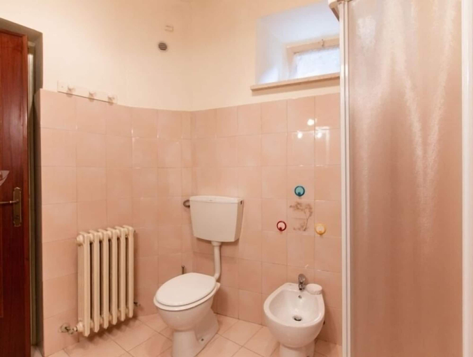 Bathroom 3, Appartamento Sombra, Lucca