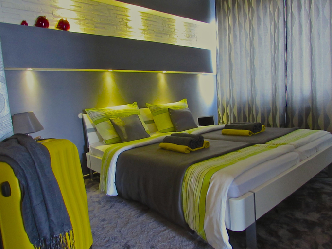 Bedroom 3, Hotel 108, Stormarn