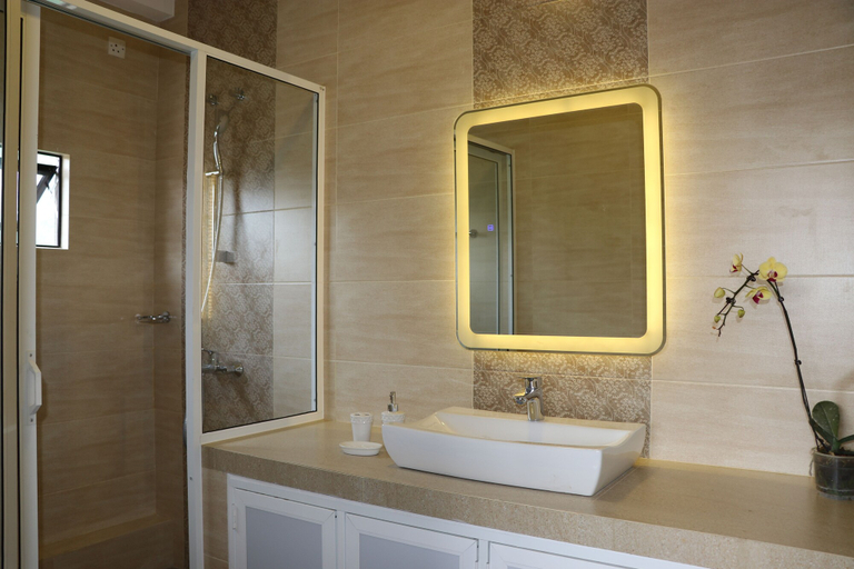 Bathroom 3, Golf Link Colombo, Thimbirigasyaya