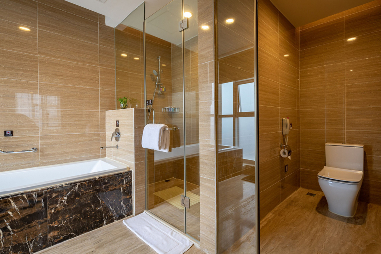 Bathroom 3, Zhangjiajie Huatian Hotel, Zhangjiajie
