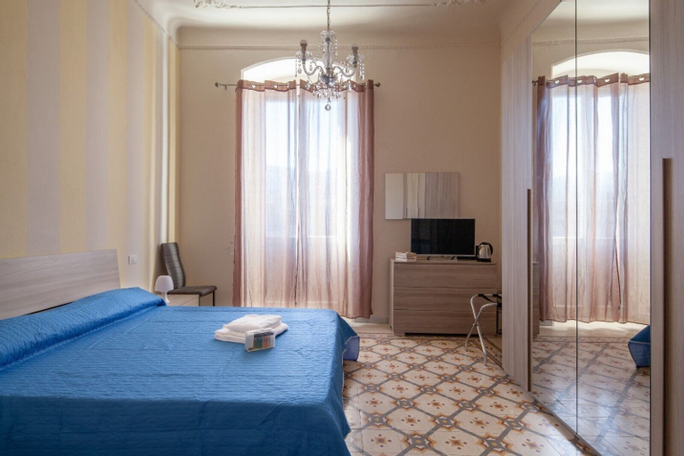 Bedroom 3, Rent Rooms La Spezia, La Spezia