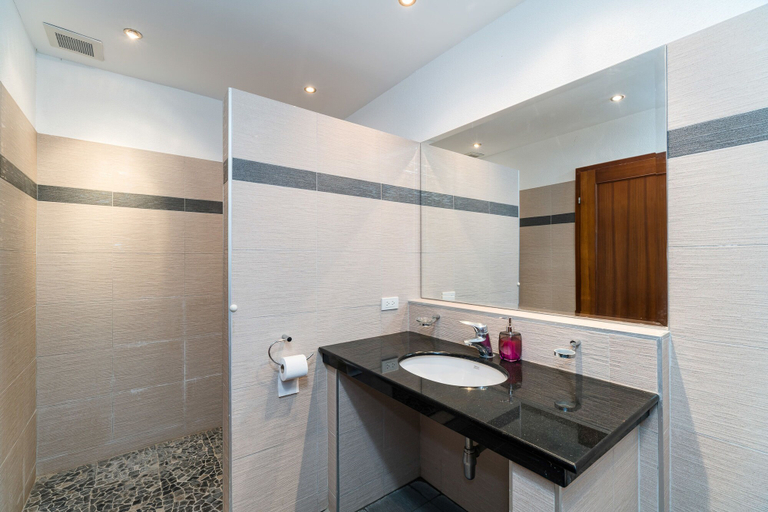 Bathroom 4, Sunset View Luxury Pool Villa, Bang Lamung