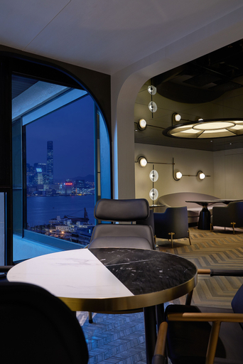 Executive lounge 6