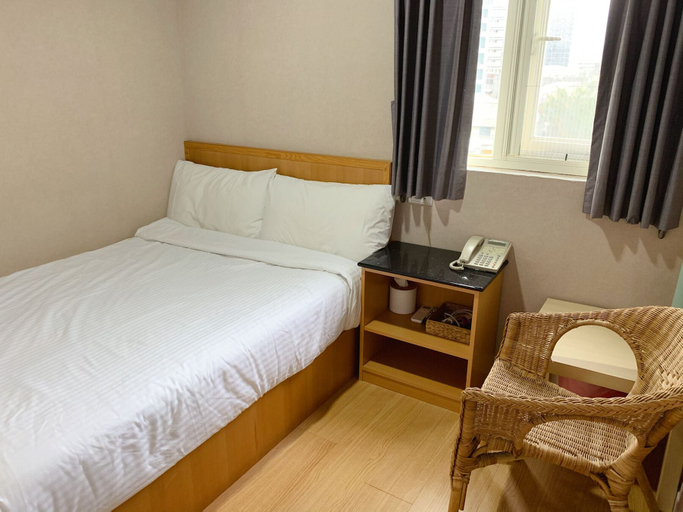 Bedroom 3, Xian Du Zhuang Hotel, Taipei City