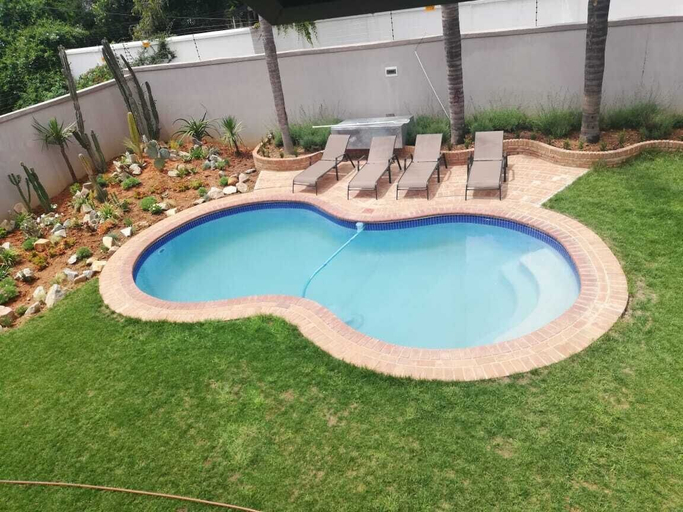 Sport & Beauty 4, Azinnia Rivonia Guest House, City of Johannesburg