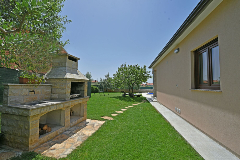 Exterior & Views 2, House 1125, Vodnjan