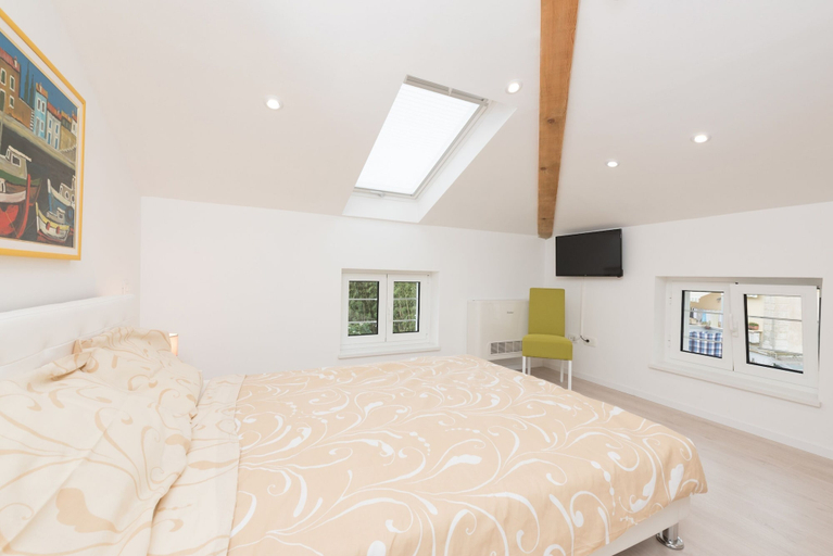 Bedroom 3, Villa Lorenzo, Lovran