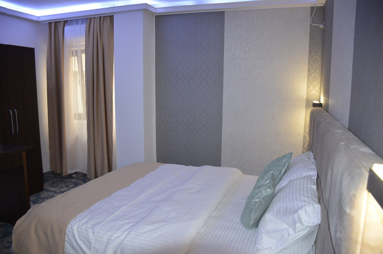 Bedroom 2, Hotel AquaMarine, Costinesti