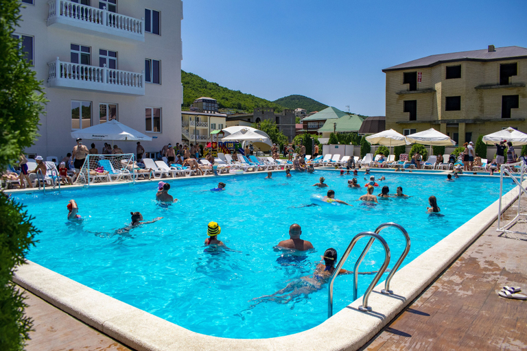 Sport & Beauty 5, Democratia Ultra All Inclusive, Novorossiysk gorsovet