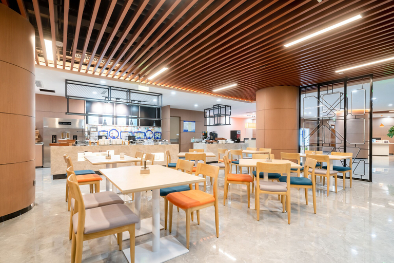 Food & Drinks 5, Holiday Inn Express JINAN QIANFO MOUNTAIN by IHG, Jinan