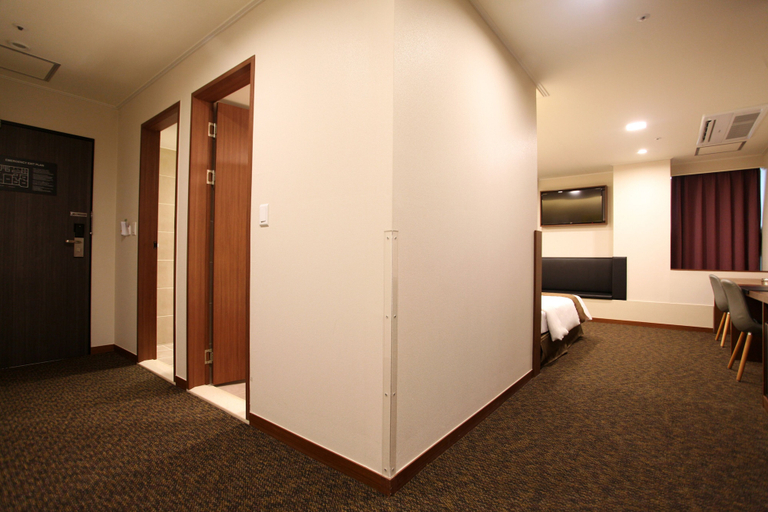 Bedroom 4, Skypark Myeongdong II, Jung