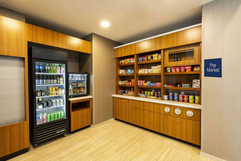 Food & Drinks 5, SpringHill Suites by Marriott Colorado Springs Downtown, El Paso