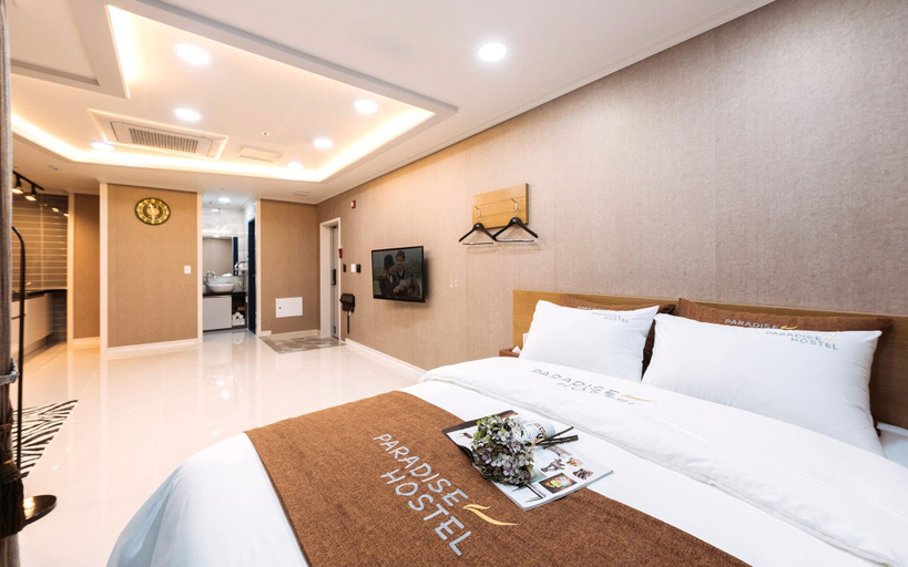 Bedroom 3, Yeosu Paradise Spa Pension, Yeosu