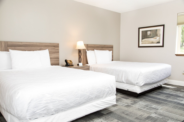 Bedroom 2, Harvest Inn, Orange