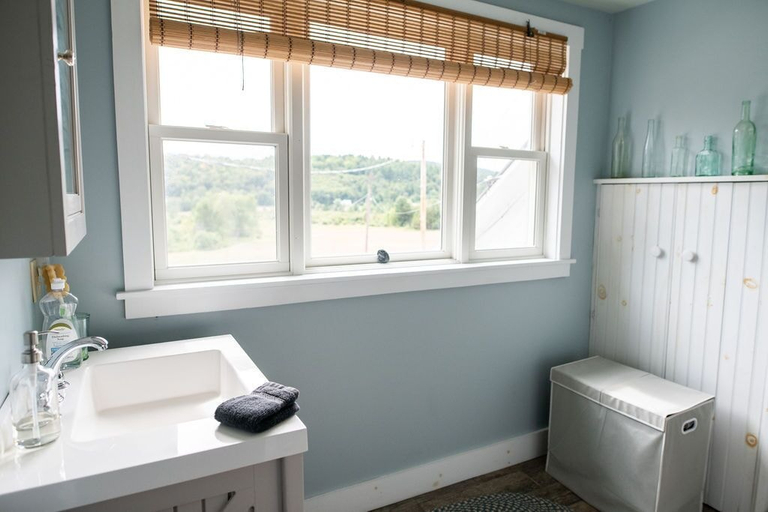 Bathroom 5, Craftsbury Farmhouse, Orleans