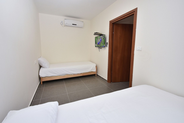 Bedroom 3, Shmulik Resort