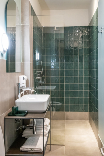 Bathroom 5, Allure Boutique Hotel, Tiranës