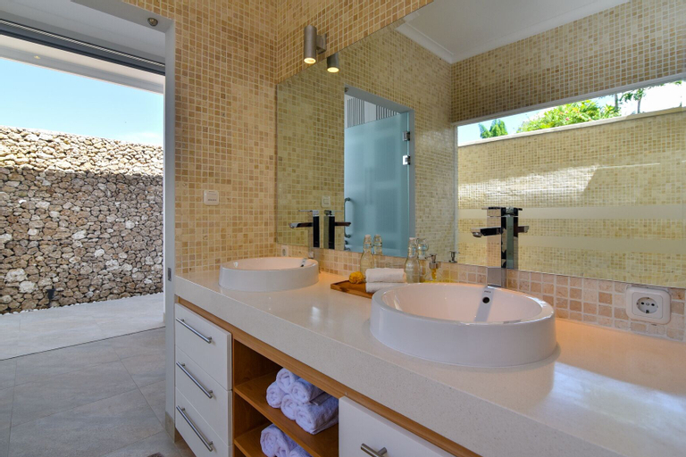 Bedroom 4, Deep Blue Villa, Buleleng