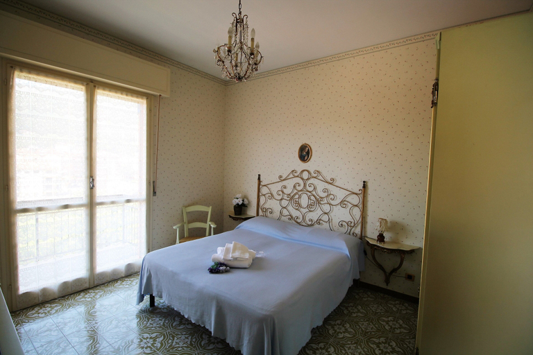 Bedroom, House Adelin, Savona
