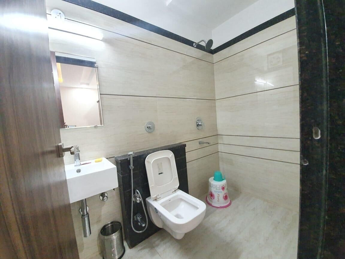 Bathroom, Hotel Golden Palace, Gwalior