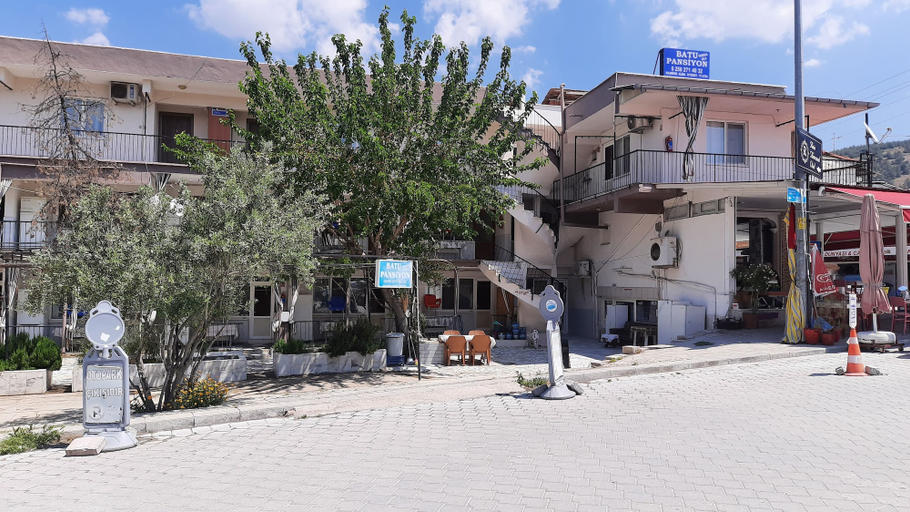 Exterior & Views 2, Batu Pansiyon, Akköy