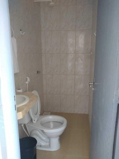 Bathroom, Pousada Jardins do Mar, Cascavel