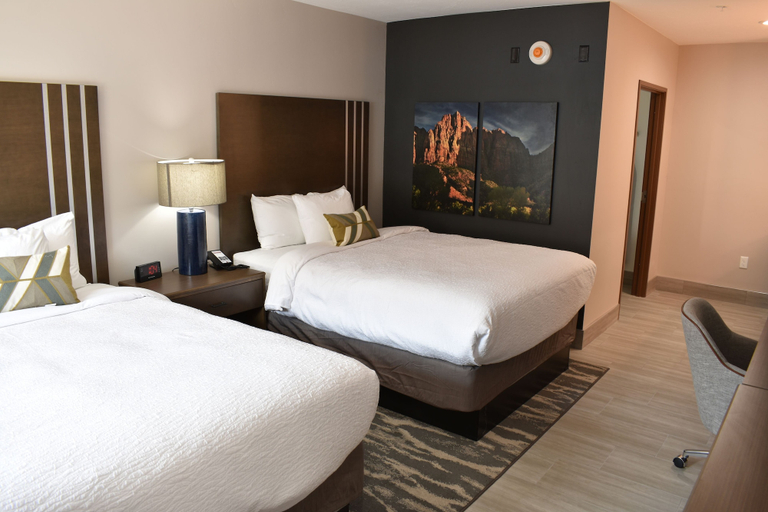 Bedroom 3, Zion Canyon Lodge, Washington