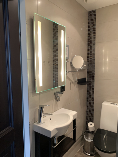 Bathroom 3, Halltorps Gästgiveri, Borgholm