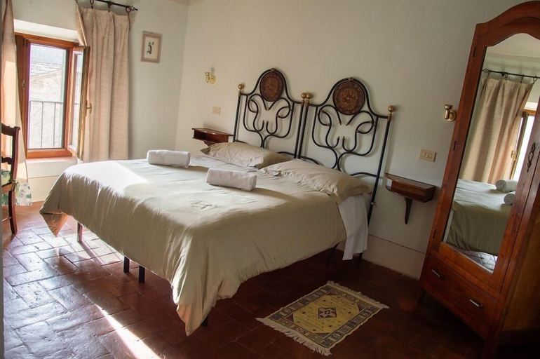 Bedroom 3, Fattoria Di Fiocina, Pisa