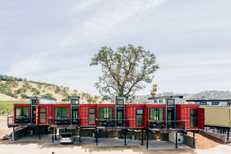 Exterior & Views 1, Geneseo Inn, San Luis Obispo