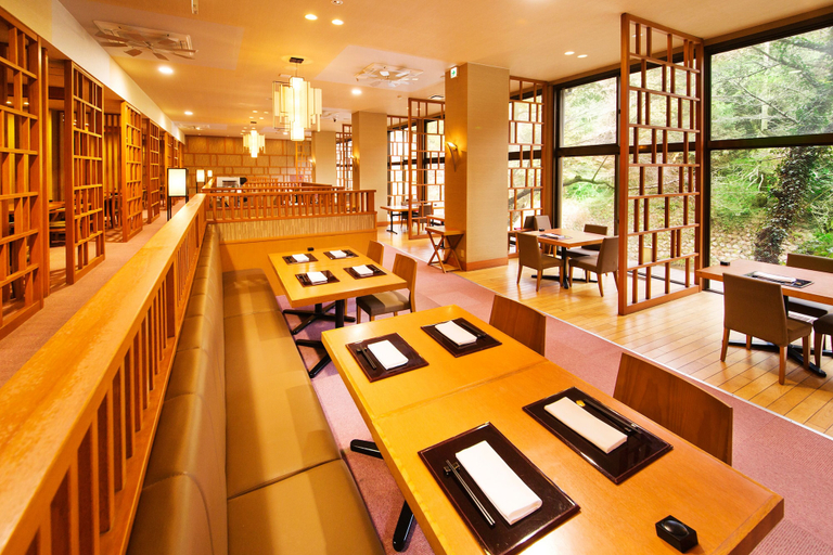 Food & Drinks 4, Yumoto Sakakibarakan, Tsu