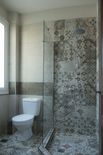 Bathroom 5, Beautiful City Suites, Attica
