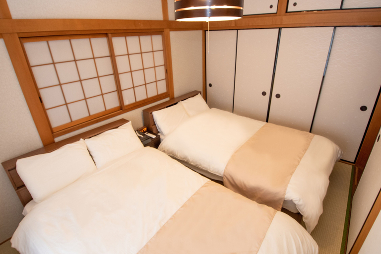 Bedroom 2, Rakusho, Osaka