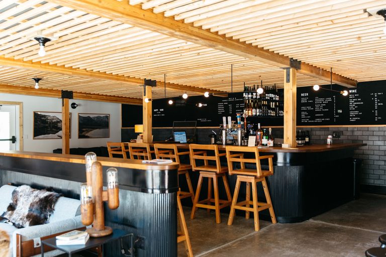 Food & Drinks 5, The Coachman Hotel, El Dorado