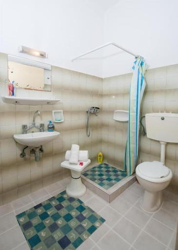 Bathroom, Nikos Studios, Ionian Islands