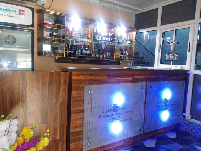 Food & Drinks 5, Fortune Pearl Hotel, Alimosho