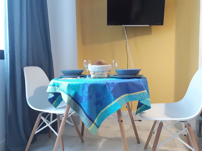 Others 4, Bonito Apartamento en Alameda Hab.101, Sevilla