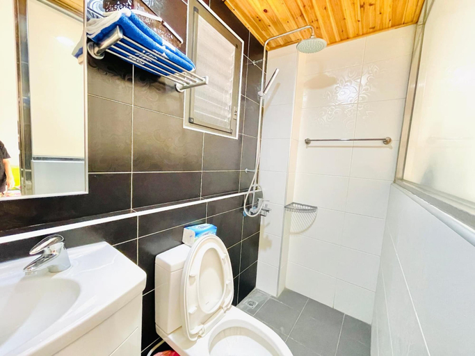 Bathroom 5, Qili Homestay, Pingtung