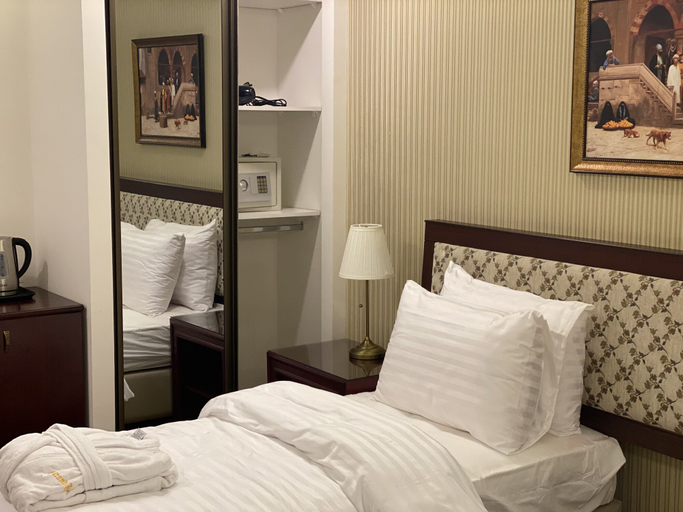 Bedroom 3, Strand Hotel, Amman