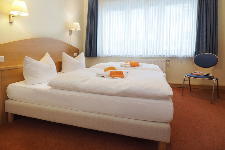 Bedroom 4, Villa Esplanade mit Aurora, Vorpommern-Greifswald